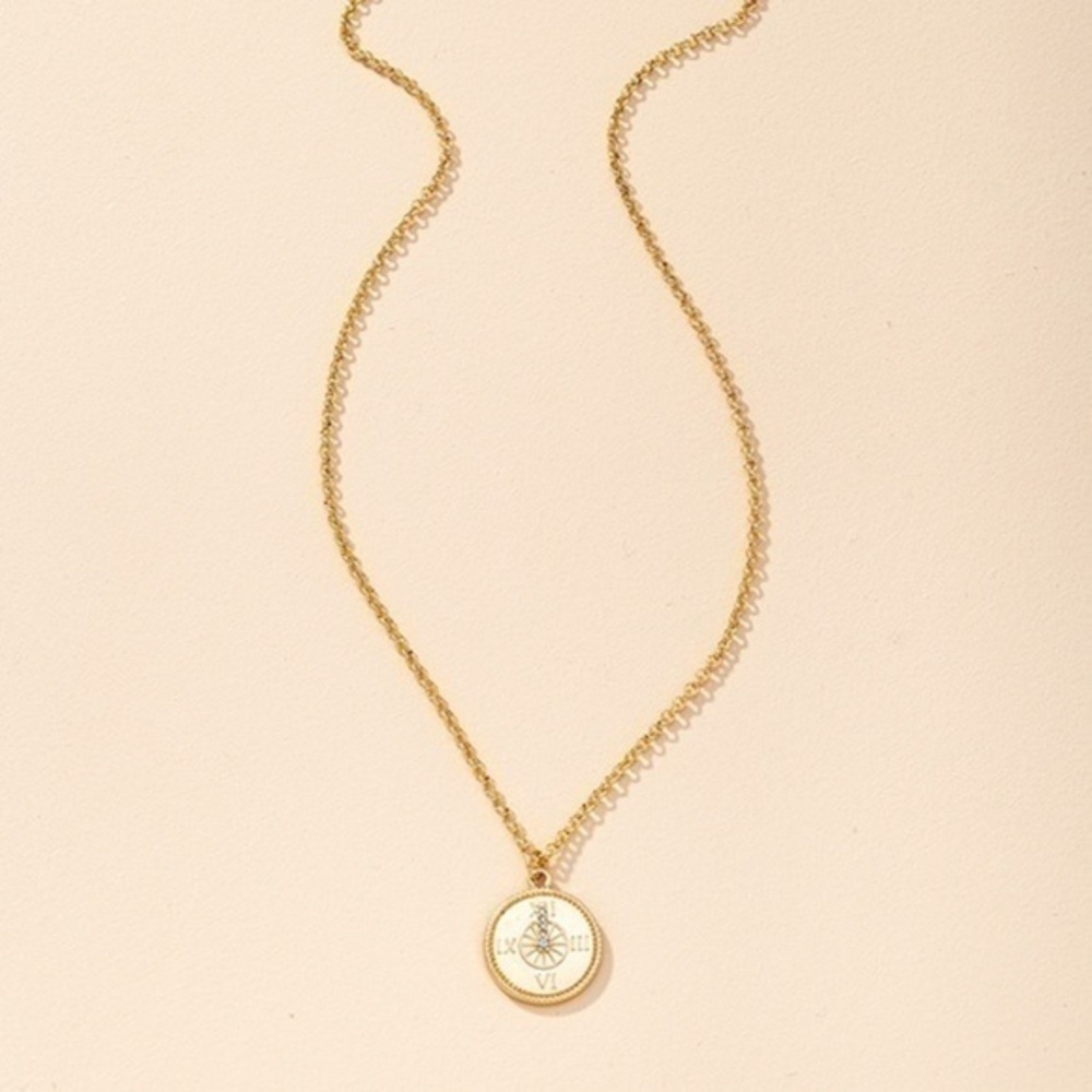 3/$30 💛 Compass Charm Necklace